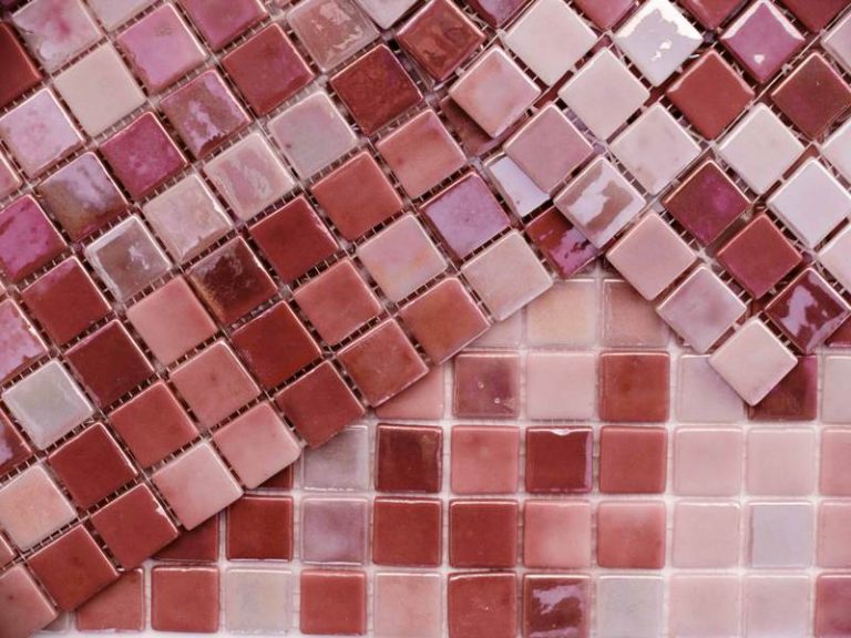 glass_mosaic_acquaris_carmin